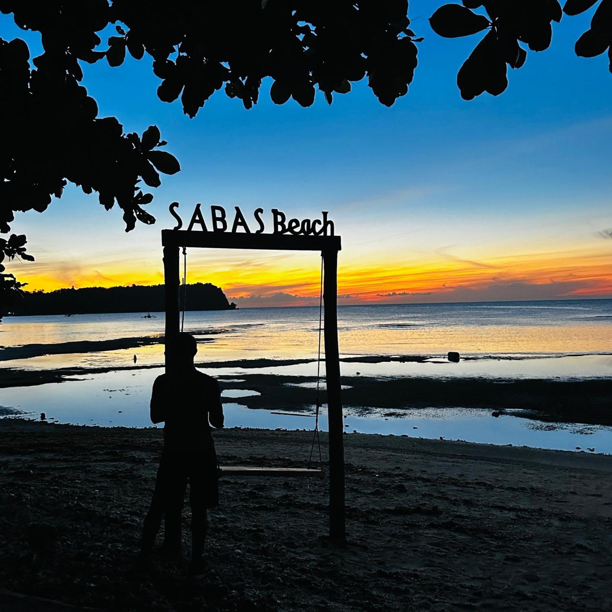 Hotel Sabas Beach And Campsite à Siquijor Extérieur photo